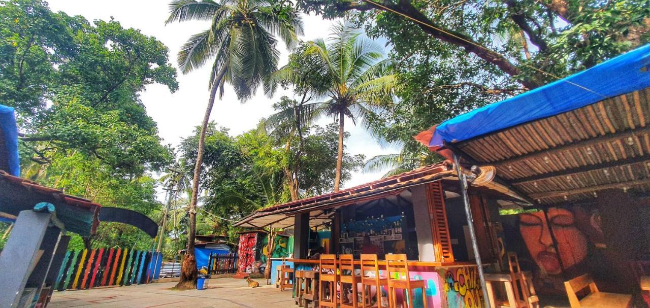 Pappi Chulo Vagator Hostel Exterior photo