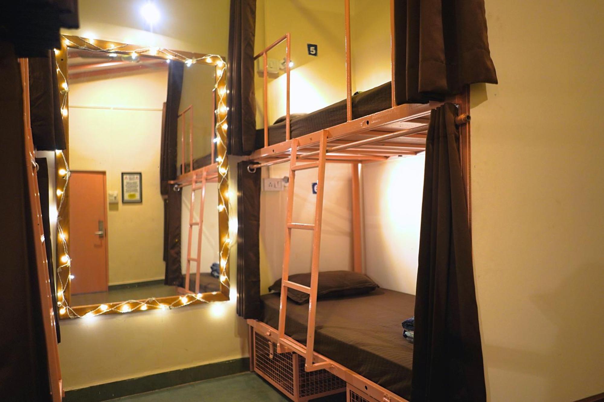 Pappi Chulo Vagator Hostel Exterior photo