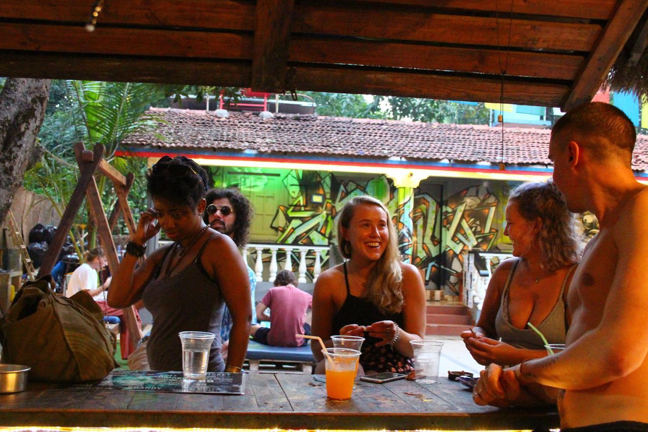 Pappi Chulo Vagator Hostel Exterior photo